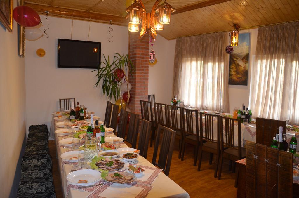 Teremok Guest House Vysjka Eksteriør bilde