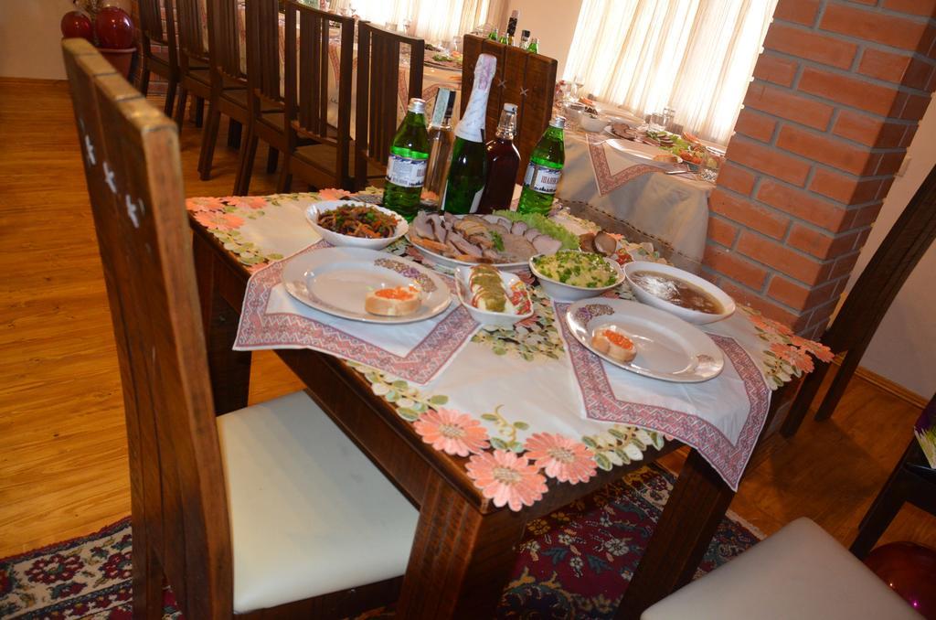 Teremok Guest House Vysjka Eksteriør bilde